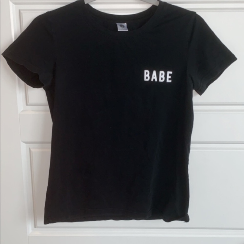 black “babe” shirt